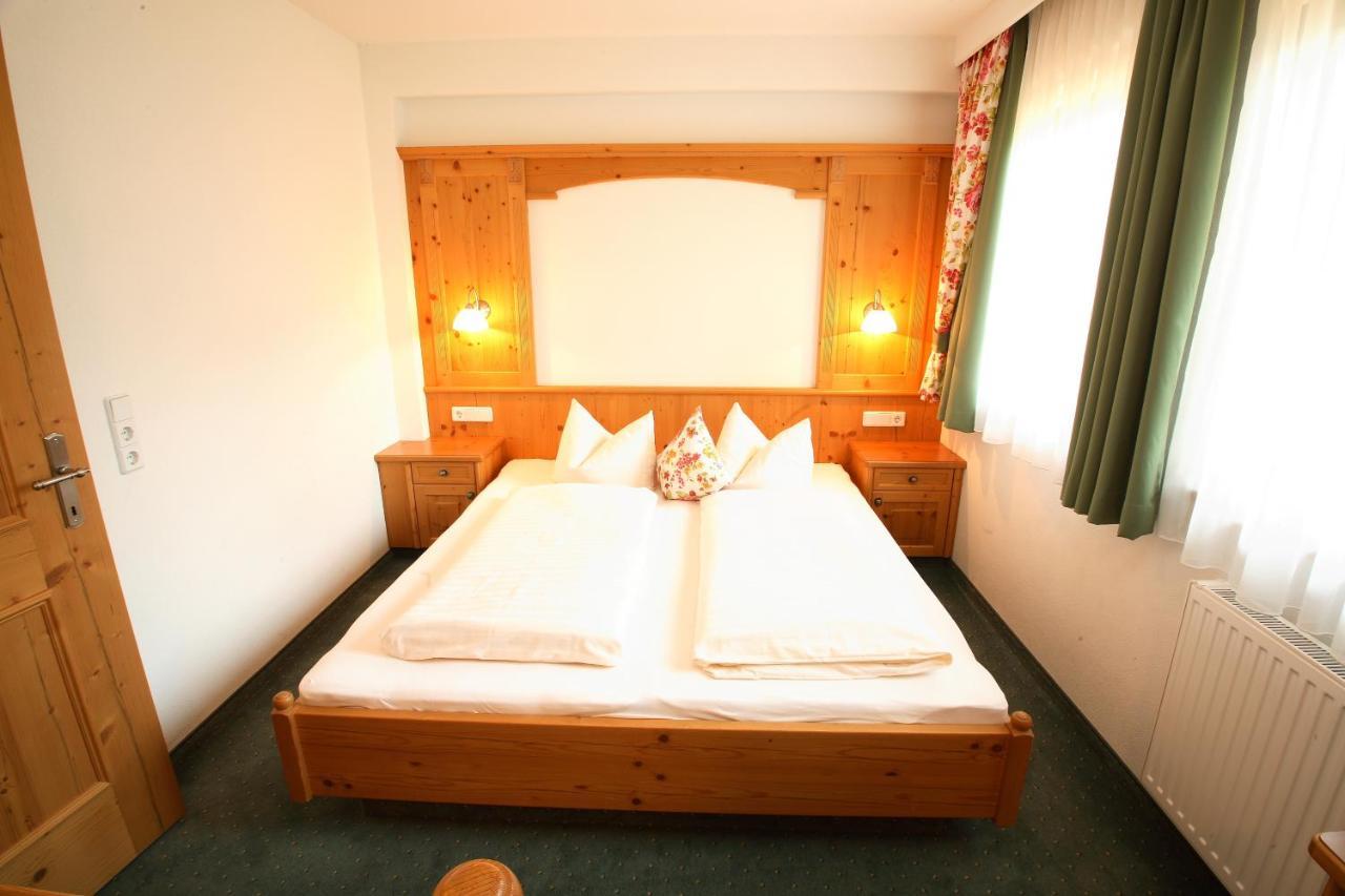 Ferienhof Lackner Ried im Zillertal Chambre photo